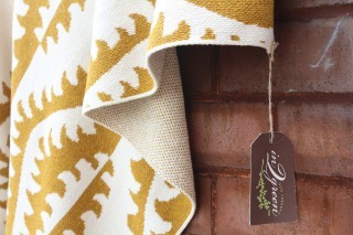 Blankets & Throws
