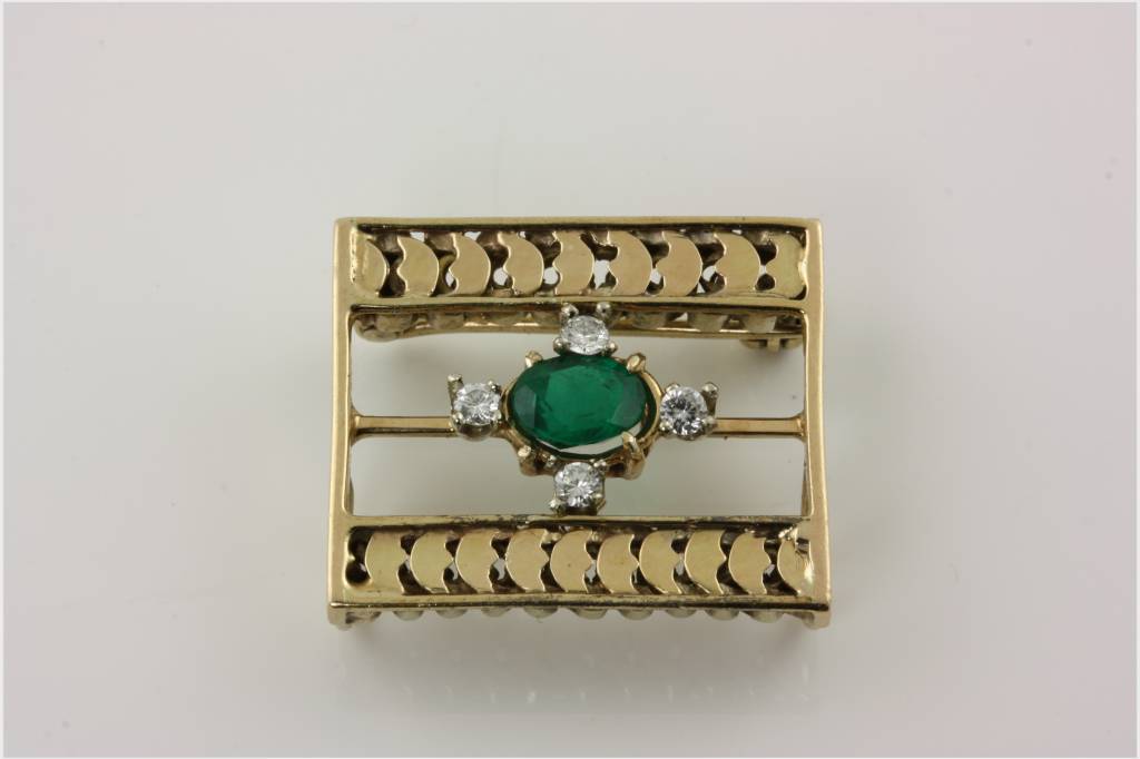 vintage emerald pendant