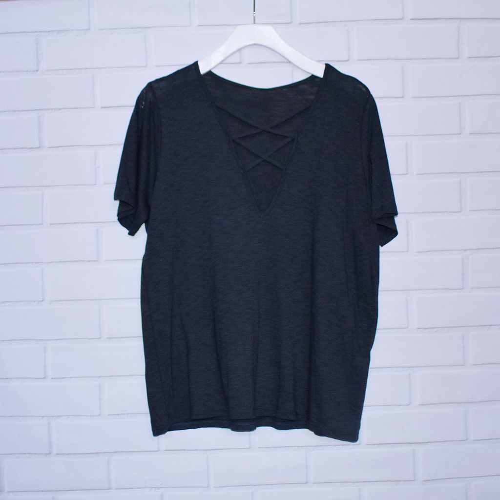 Cross Cross Detail Tee