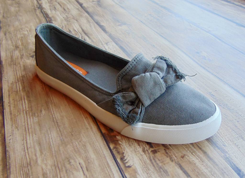 rocket dog brown flats