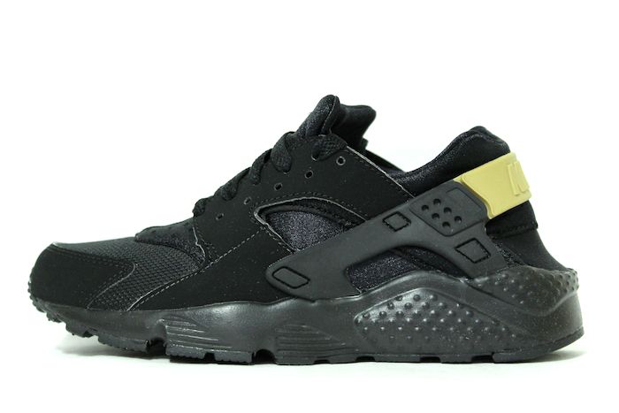 nike huaraches black and gold nike huaraches black and gold