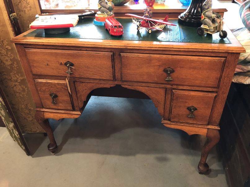 Oak Desk With Green Leather Writing Surface The Argosy Antiques Oak Desk With Green Leather Writing Surface The Argosy Antiques Fine Vintage