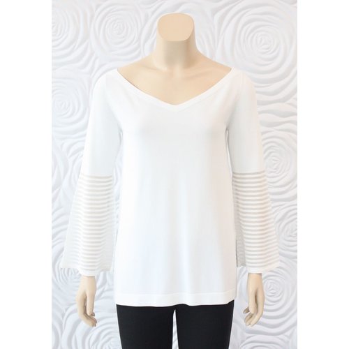 D Exterior D Exterior V-neck Knit with Mesh Sleeve D Exterior D Exterior V-neck Knit with Mesh Sleeve