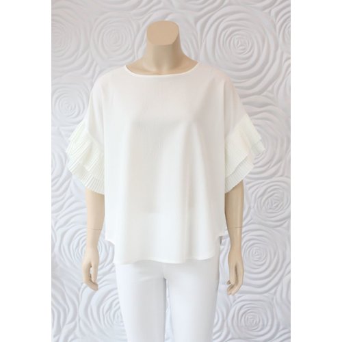 Zero Degrees Celsius Zero Degrees Celsius Flutter Sleeve Blouse Zero Degrees Celsius Zero Degrees Celsius Flutter Sleeve Blouse