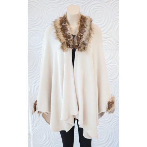 Rino & Pelle Rino & Pelle Poncho with Fur Trim Rino & Pelle Rino & Pelle Poncho with Fur Trim