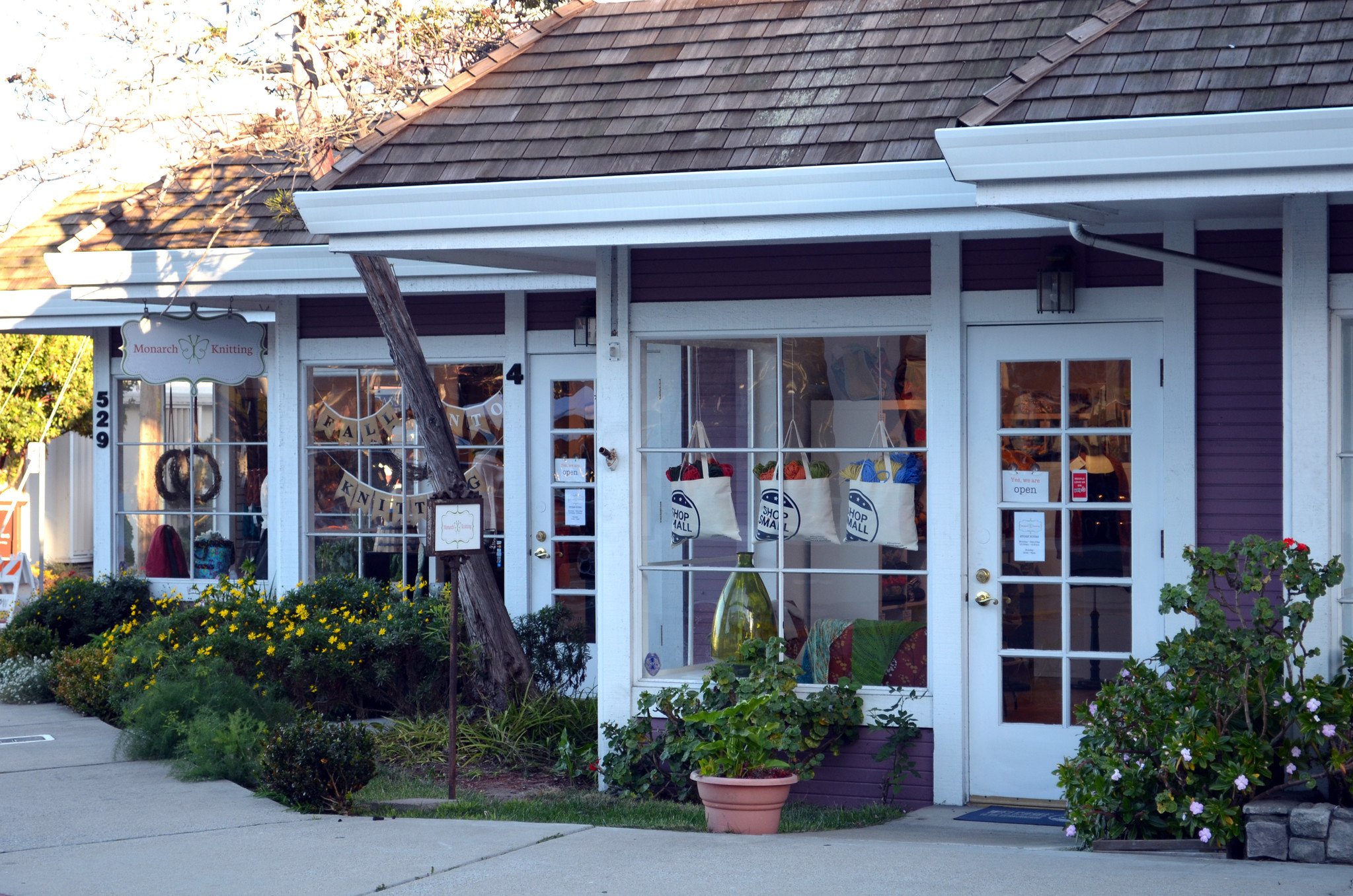 About Us (Monarch Knitting Yarn Shop, Monterey Bay / Pacific Grove