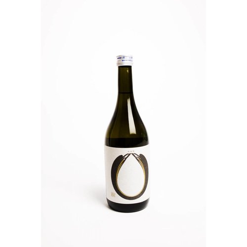 Nanbu Bijin Shinpaku Junmai Daiginjo Sake, Tohoku, Japan (720ml) (Kosher) Nanbu Bijin Shinpaku Junmai Daiginjo Sake, Tohoku, Japan (720ml) (Kosher)