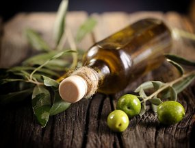 Olive Oil Is Still the King of Oils for Your Heart and Here’s Why