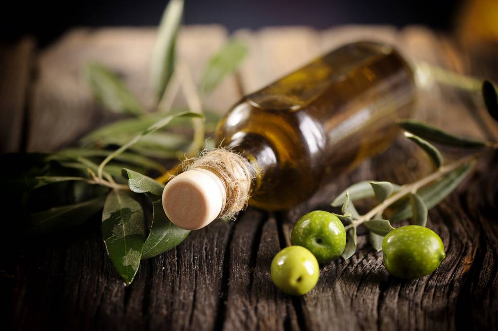 Olive Oil Is Still the King of Oils for Your Heart and Here’s Why