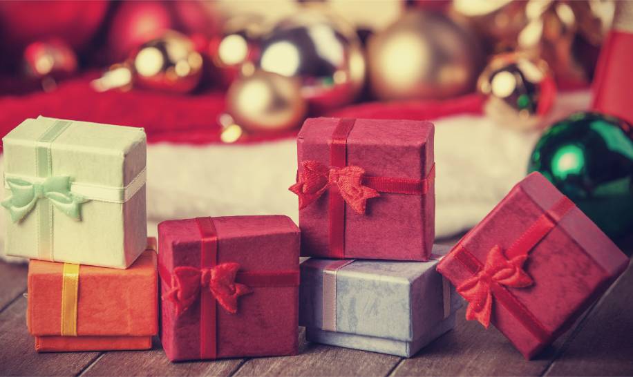 DECEMBER FIRST FRIDAY // TOY DRIVE
