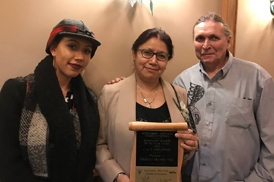Cheryl’s Trading Post Honoured with 2016 Outstanding Business of the Year Award