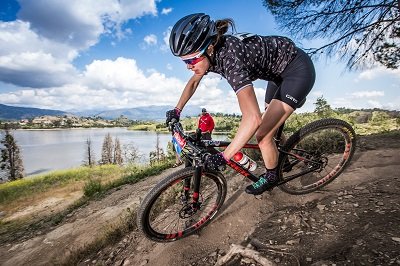 Ah le sport ! Carburateur d’énergie et fier partenaire de nos aventures.