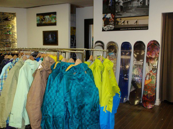 Shredz Snowboards Cochrane