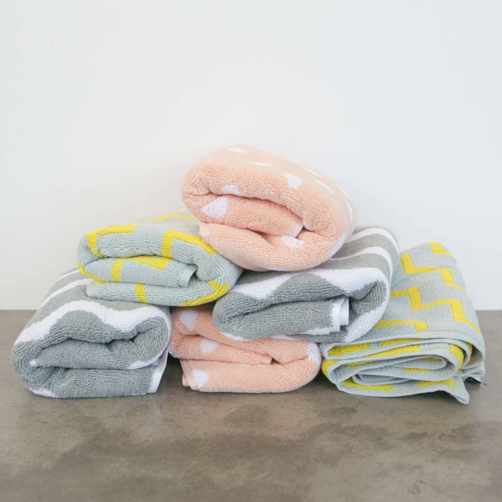 Dusen Dusen Pink Rocks Towel