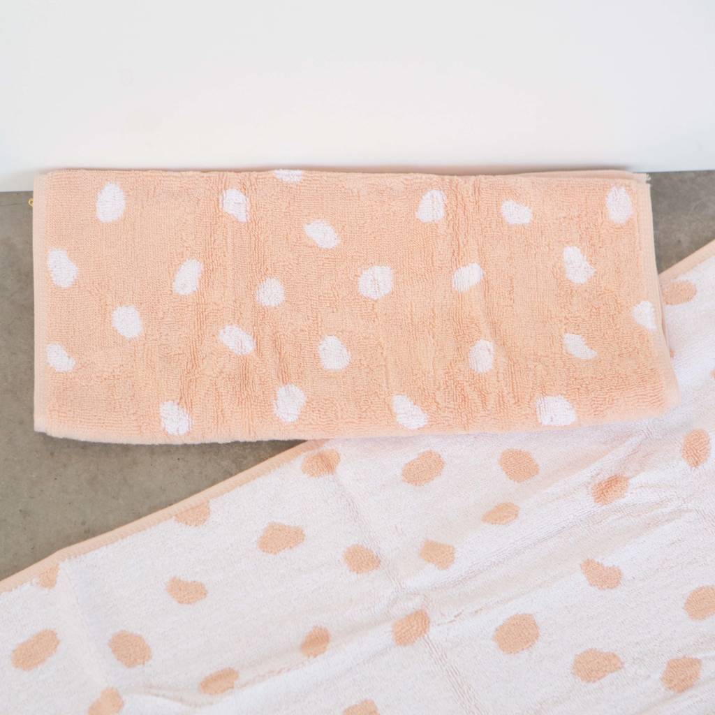Dusen Dusen Pink Rocks Towel