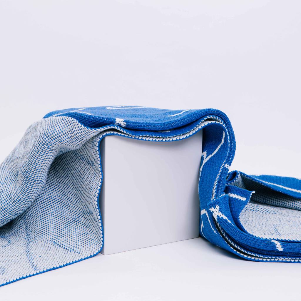 Dusen Dusen Wire Throw