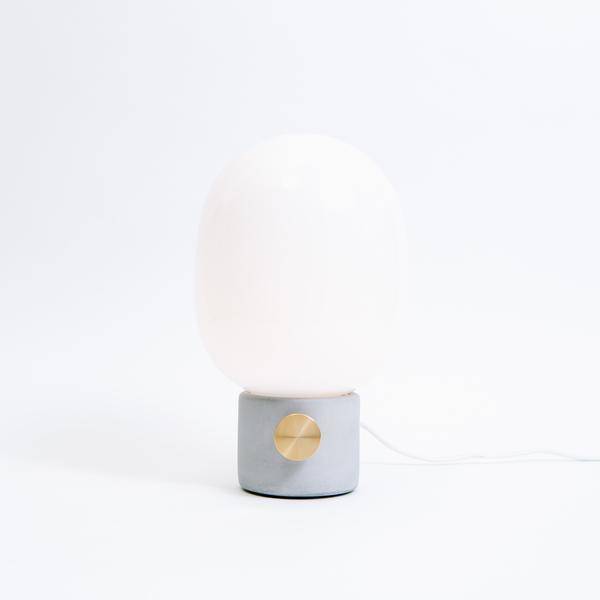 Menu JWDA Concrete Lamp, Light Gray/Brass