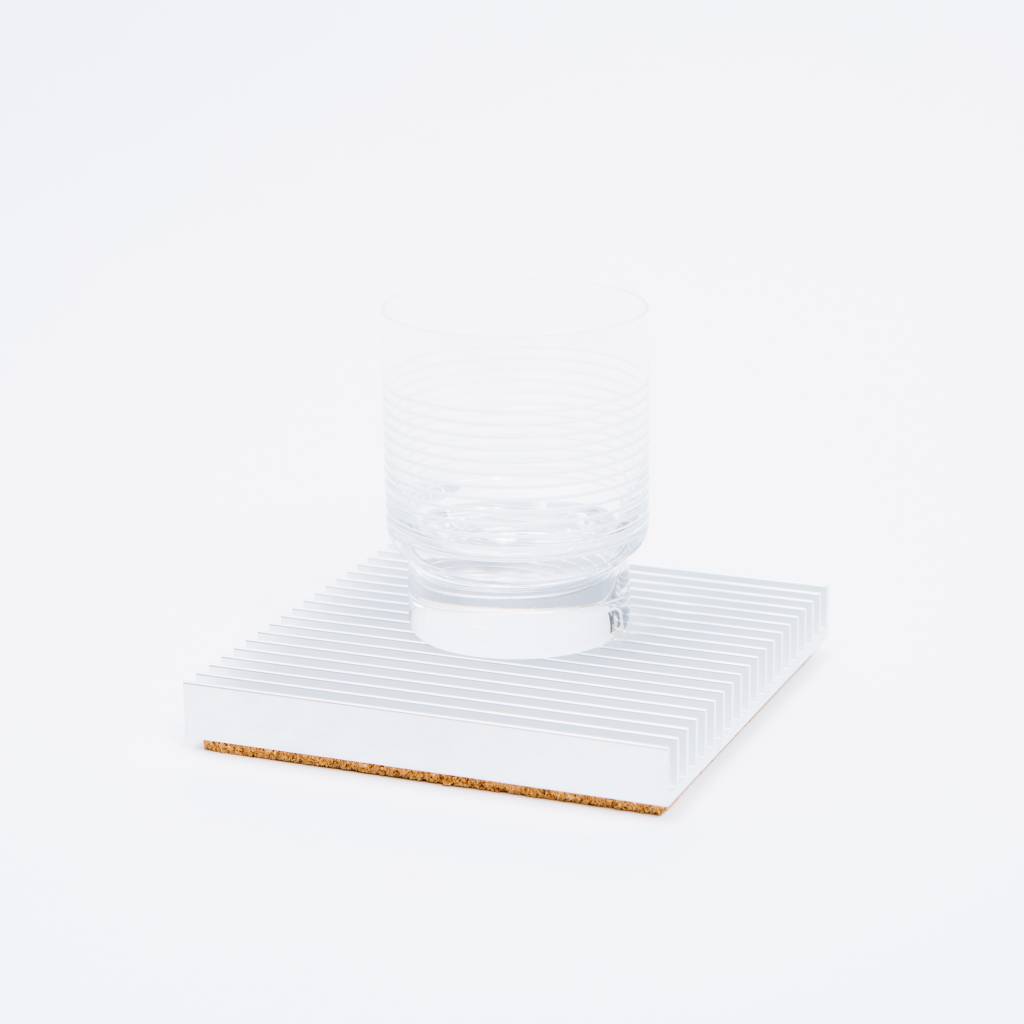 Souda Fin Trivet, Black, OS