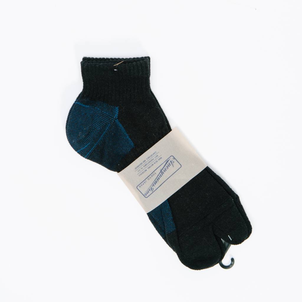 Anonymous Ism Separate Middle Socks, Black