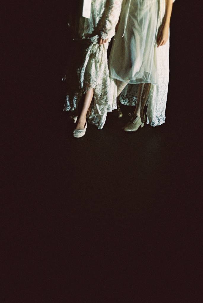 Zachary Gray Zachary Gray - Twin Legs