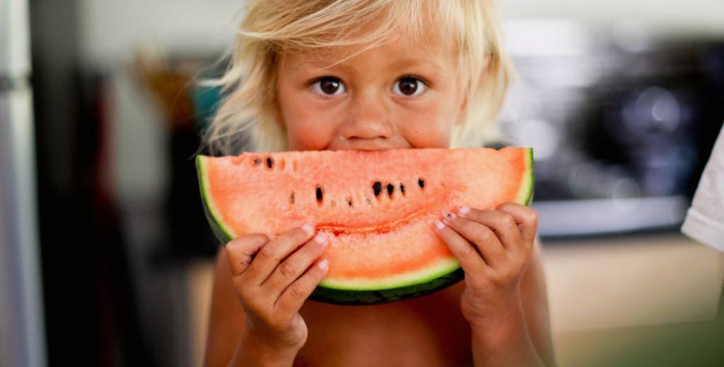 10 essentiels pour protéger les tout-petits du soleil