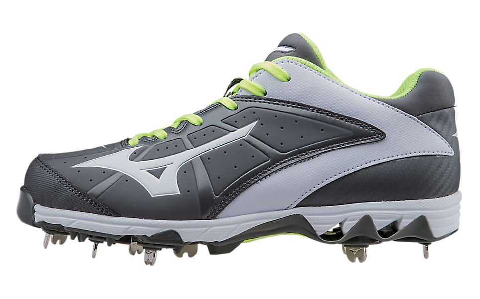 mizuno 9 spike swift 4