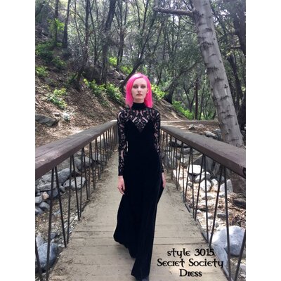 Folter Secret Society Dress