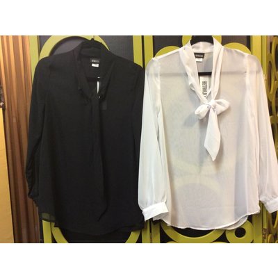 Retrolicious Long Sleeve Bow Top
