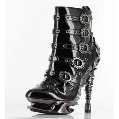 Hades Footwear Machina