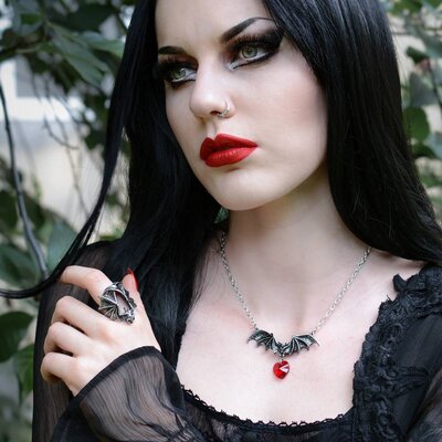 Alchemy England 1977 Vampire Loveheart Pendant