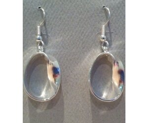 Jewe Mobius Strip Earrings National Museum Of Mathematics