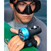 Light & Motion Sola Dive Light