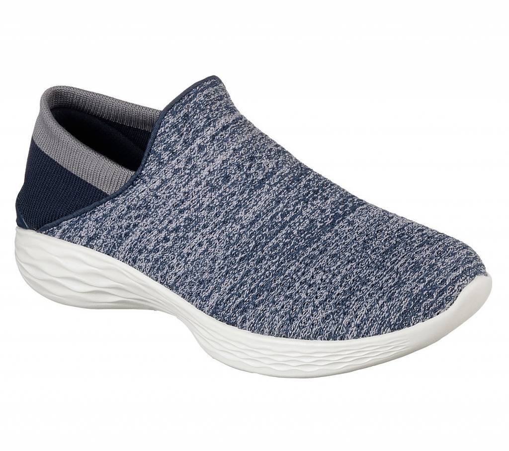 flo skechers