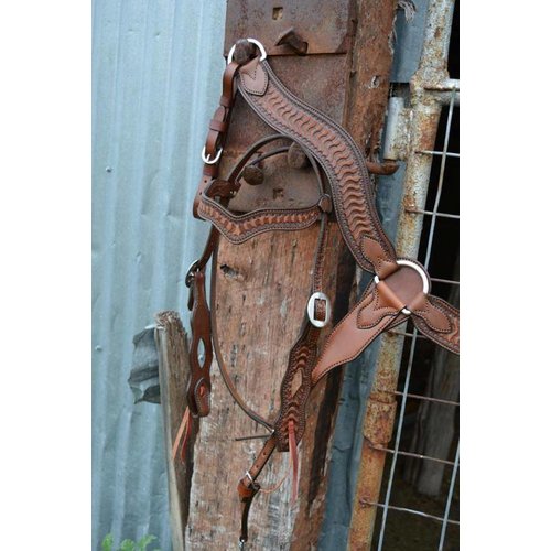 Alamo Wave Breast Collar Antique Alamo Wave Breast Collar Antique