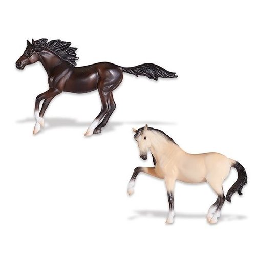 Breyer 2018 Mystery Foal Set Breyer 2018 Mystery Foal Set