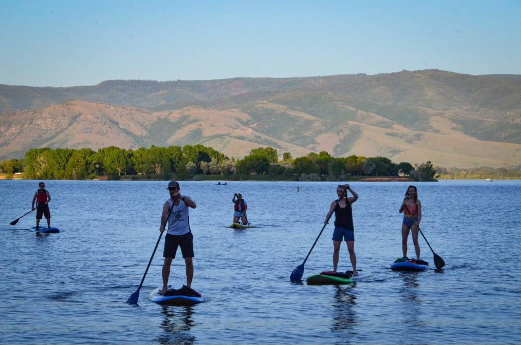 STANDUP PADDLE BOARD MEET-UPS