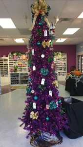 Giving Tree to Benefit the Michigan Greyhound Connection