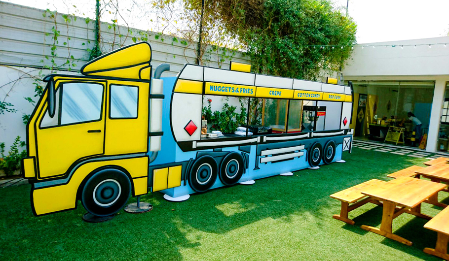 Construction Theme Food Truck Station