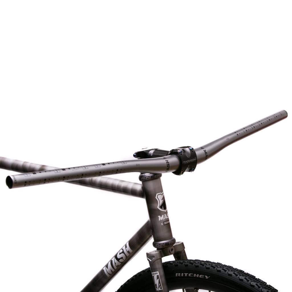 MASH Riser Bar Alloy 31.8 X 780 MASH Riser Bar Alloy 31.8 X 780