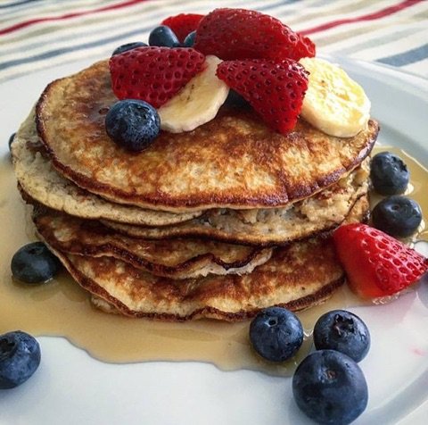 PANCAKES À LA BANANE