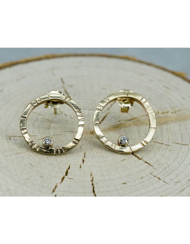 14k Gold Pia Stud Hoop Earrings 03ct Diamonds Donlo Mercantile Young In The Mountains 14k Gold Pia Stud Hoop Earrings 03ct Diamonds