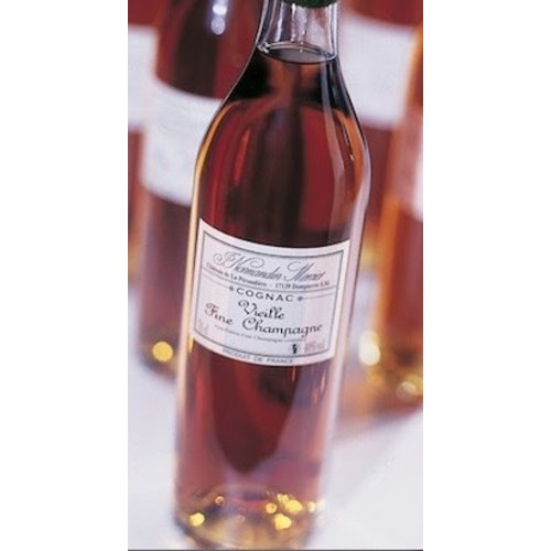 Spirits NORMANDIN-MERCIER, CHATEAU DE LA PERAUDIERE COGNAC PETITE CHAMPAGNE 1976 Spirits NORMANDIN-MERCIER, CHATEAU DE LA PERAUDIERE COGNAC PETITE CHAMPAGNE 1976